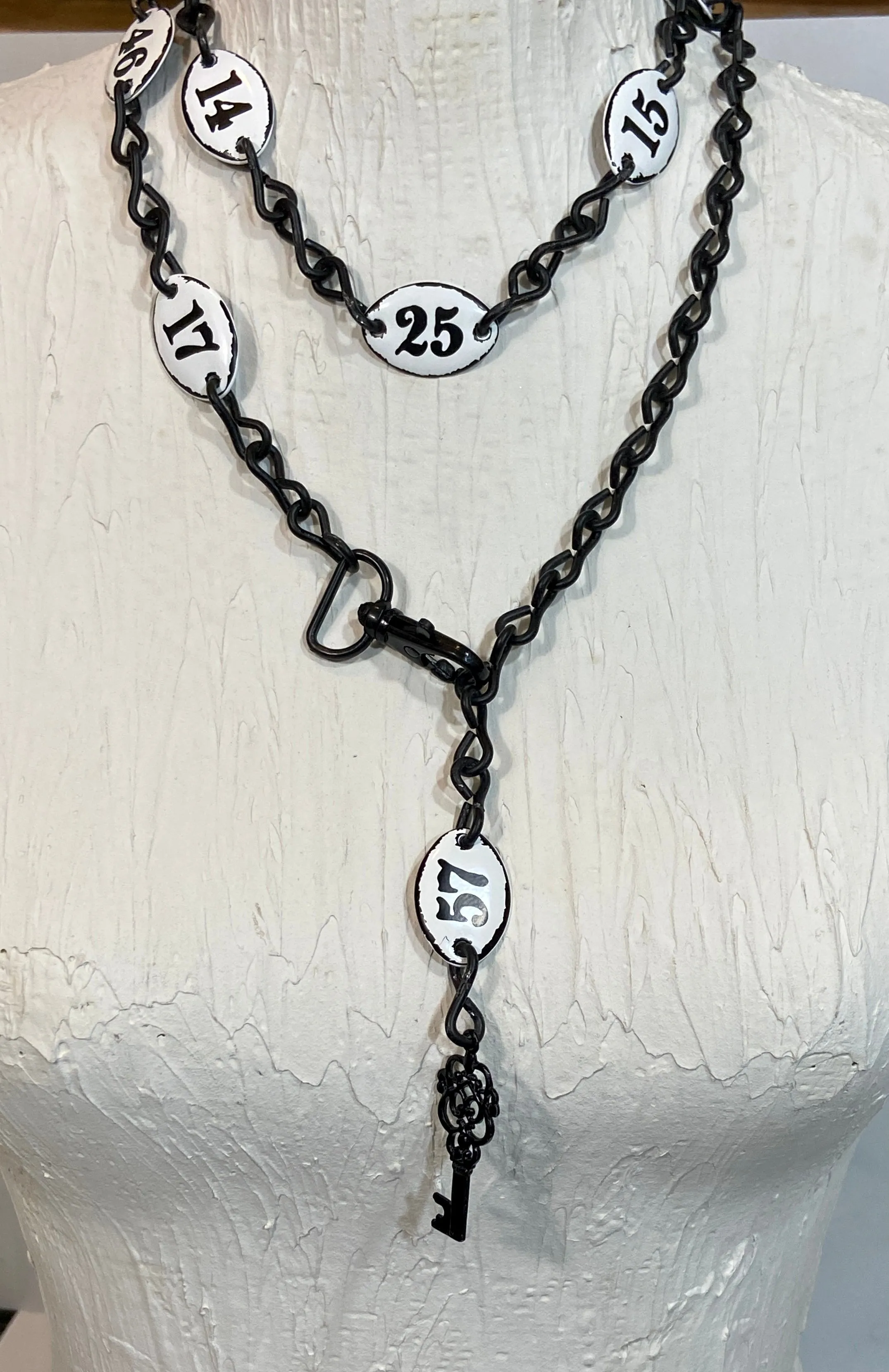 Metal numbers belt or choker