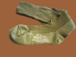 NEW MILITARY ISSUE CUSHION SOLE WOOL SOCKS U.S.A MADE OD GREEN MEDIUM 2 PAIRS